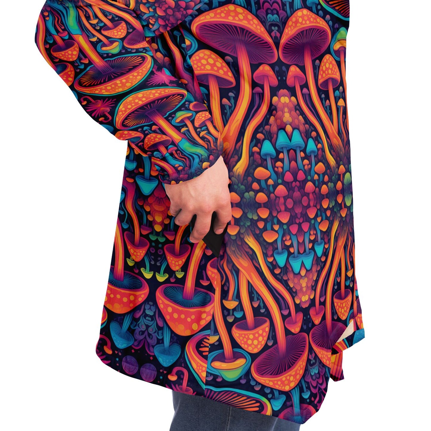 Magic Mushroom Micro-Fleece Cloak – Enchanting Psychedelic Hooded Blanket for Ultimate Comfort (AOP)
