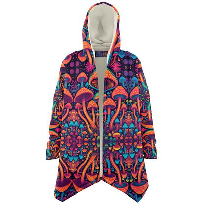 Magic Mushroom Micro-Fleece Cloak – Enchanting Psychedelic Hooded Blanket for Ultimate Comfort (AOP)